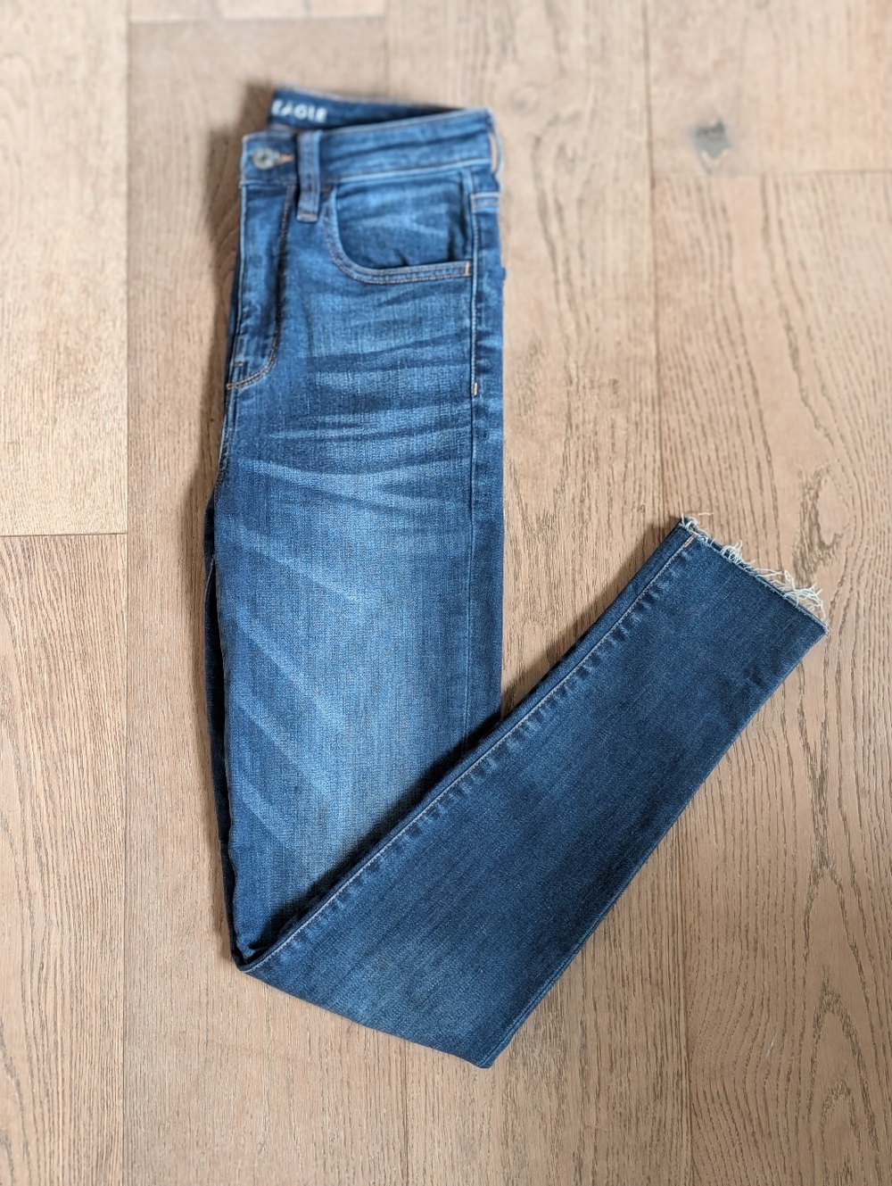 AE Super High Rise Crop Jegging with Raw Hem